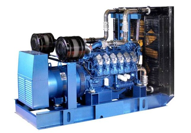 兴隆华侨农场康明斯30kw小型柴油二手发电机组 兴隆华侨农场康明斯30kw小型柴油二手发电机组