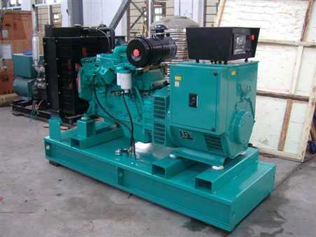 兴隆华侨农场200kw康明斯柴油发电机组图片 兴隆华侨农场200kw康明斯柴油发电机组图片